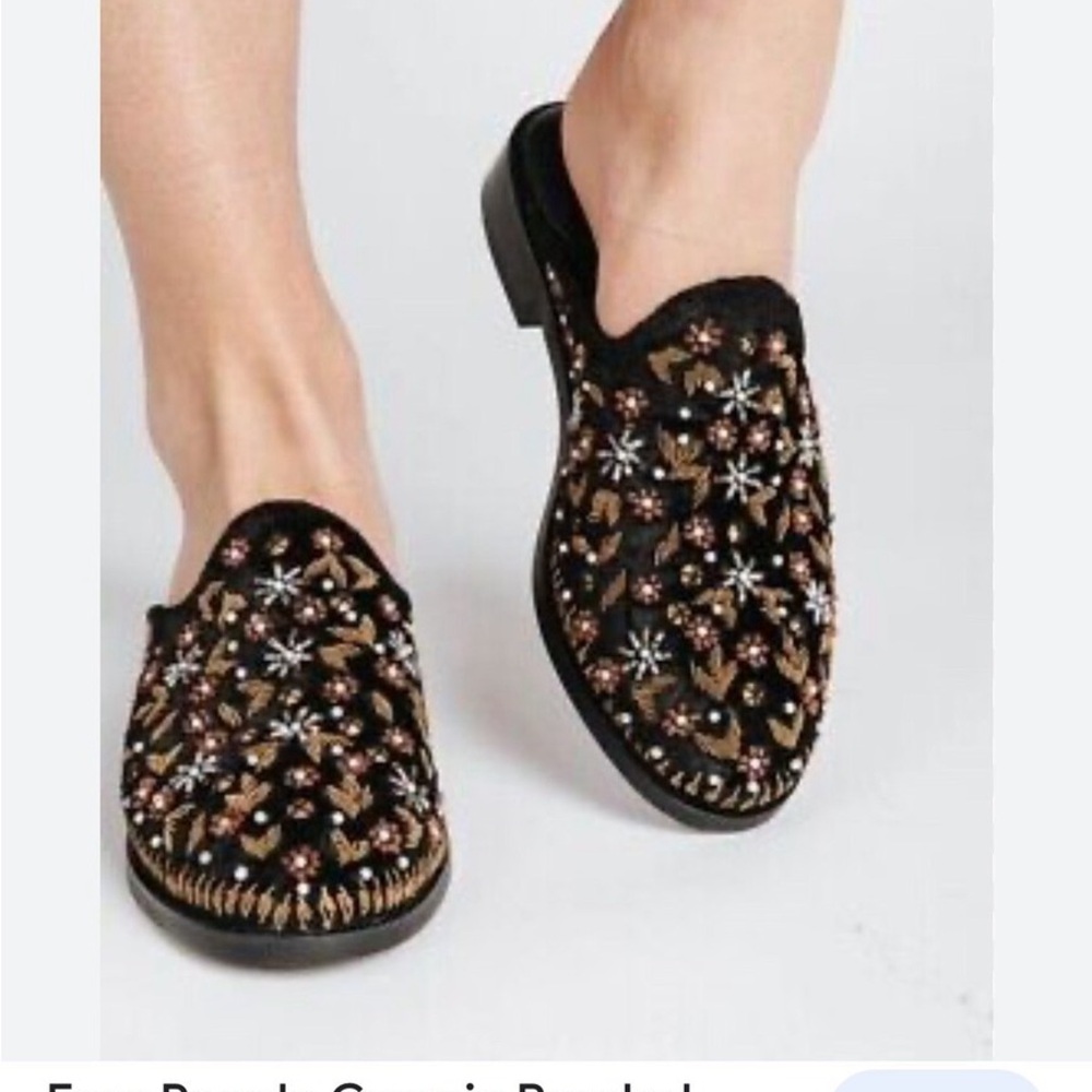 Free People black beaded/studded velvet slip on loafer mules 38(7.5) - Picture 2 of 6